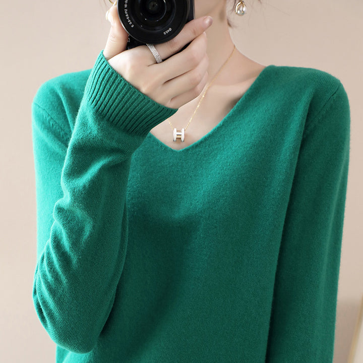Ladies V-neck pullover in cashmere look with casual fit and ribbed cuffs Mune Fashion