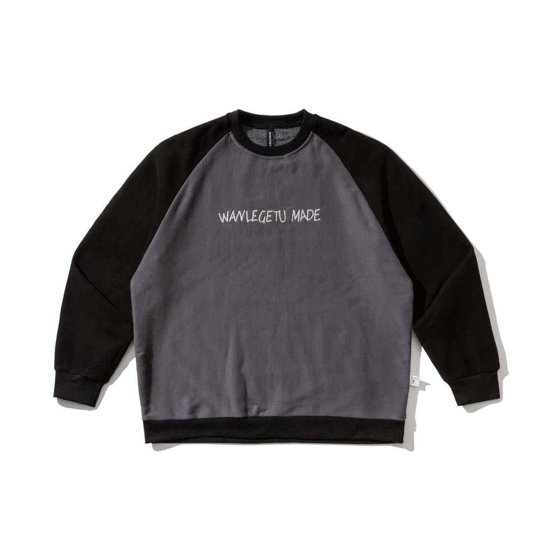 Men's raglan sweatshirt with embroidered logo and contrast sleeves made of lightweight terry Mune Fashion