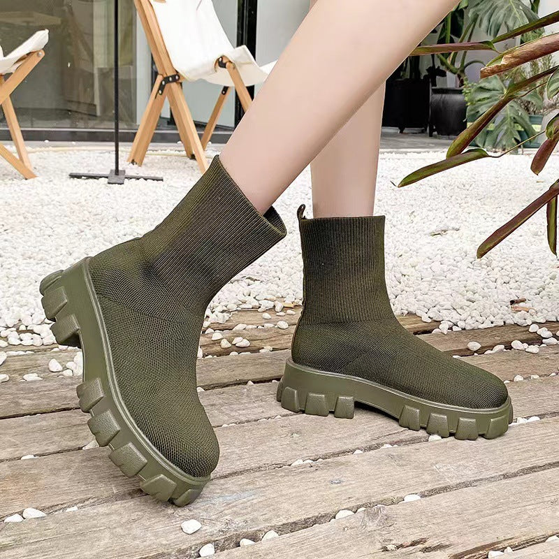 Women's knit ankle boots with sock-like shaft and distinctive profile sole Mune Fashion