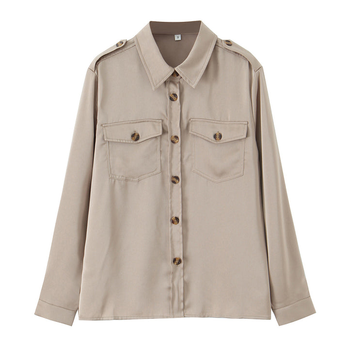 Women's oversized shirt blouse with applied breast pockets and shoulder epaulettes Mune Fashion