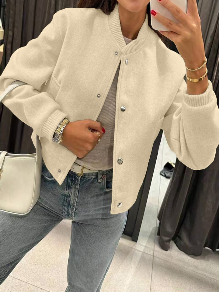 Women's short bomber-style jacket made of teddy fleece with ribbed cuffs Drune