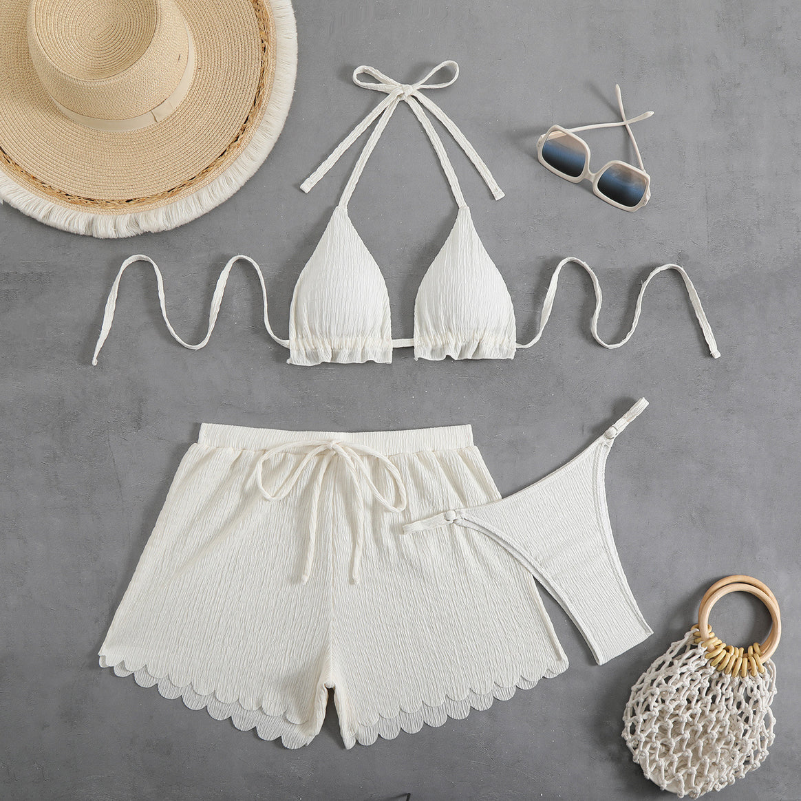 Women's bikini set with adjustable halter neck and hemmed shorts Mune Fashion