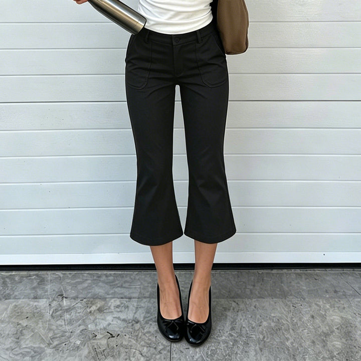 Women Cropped Flared Stretch Pants with Patch Pockets Mune Fashion