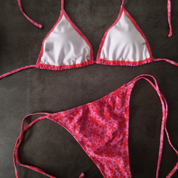 Ladies triangle bikini with floral design Mune Fashion