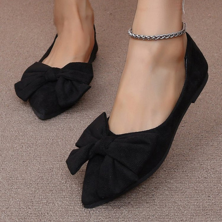 Ladies' pointed ballerina slippers with decorative bow and padded comfort insole Mune Fashion