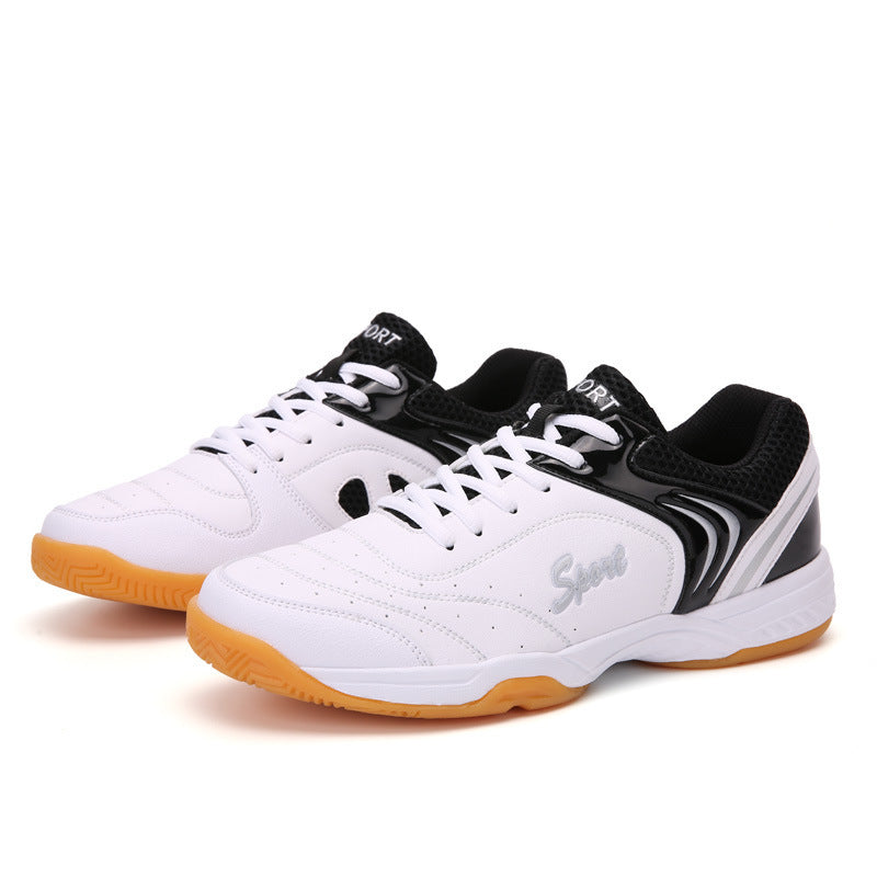 Men's nano lightweight indoor court shoe with non-marking rubber outsole, reinforced toe cap, and cushioning foam midsole Mune Fashion