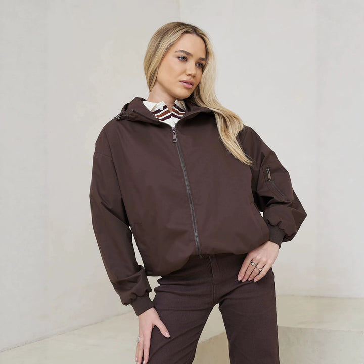 Women’s lightweight and stylish casual jacket