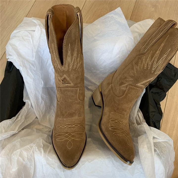 Women's suede western boots with pointed toe and mid-high block heel Mune Fashion