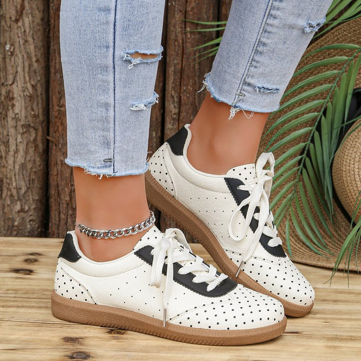 Damen Mary-Jane-Sneaker mit Klettverschluss und gepolstertem Komfortfußbett Mune Fashion