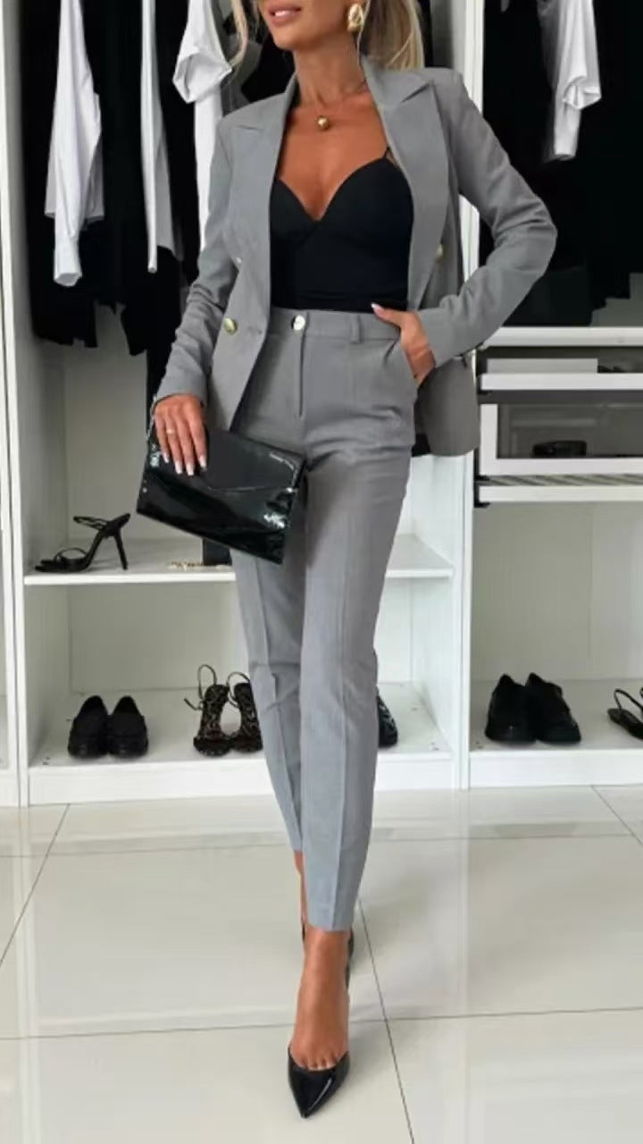 Women's tailored double-breasted blazer with gold buttons and slim trousers Mune Fashion