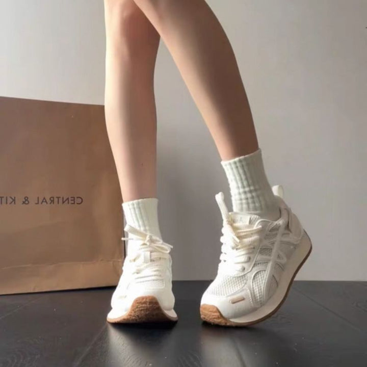 Women Lightweight Casual Sneakers with Mesh Structure, Shock-Absorbing EVA Midsole and Overlay Design Mune Fashion