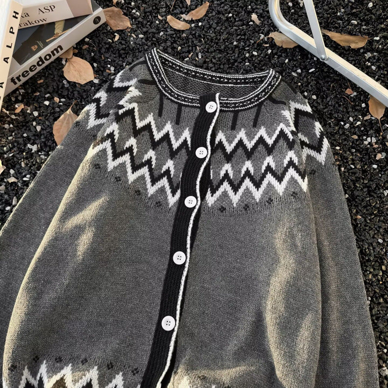 Women's Norwegian Cardigan in Oversize Cut with Round Neckline and Contrast Button Placket Mune Fashion