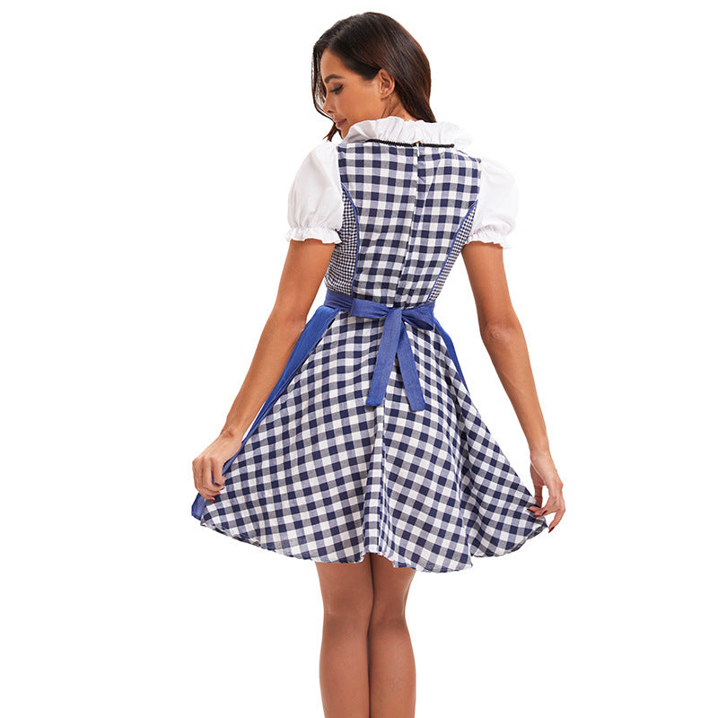 Women's short traditional Dirndl dress with laced bodice and puff sleeves Mune Fashion