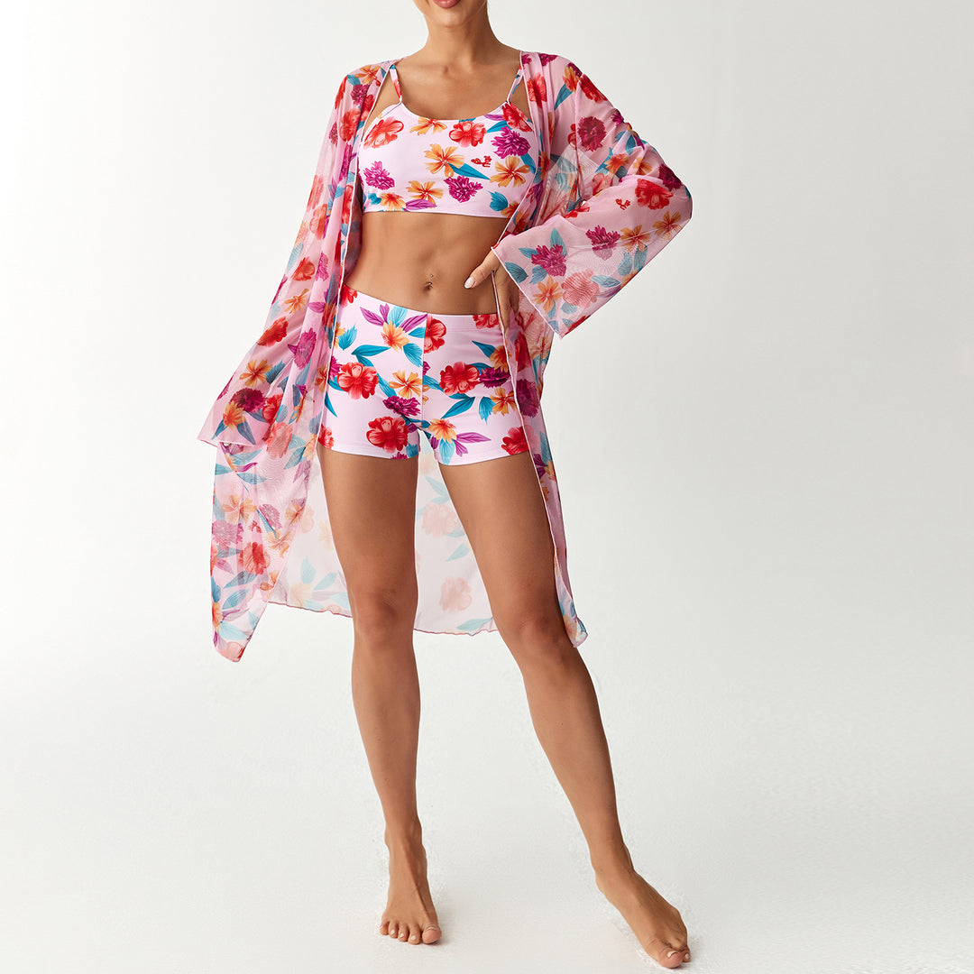 Women's bikini set with elegant crop top and translucent beach kimono Mune Fashion