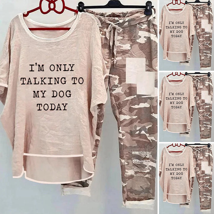 Women casual wide set with slogan print, loosely cut long shirt and camouflage joggers Mune Fashion
