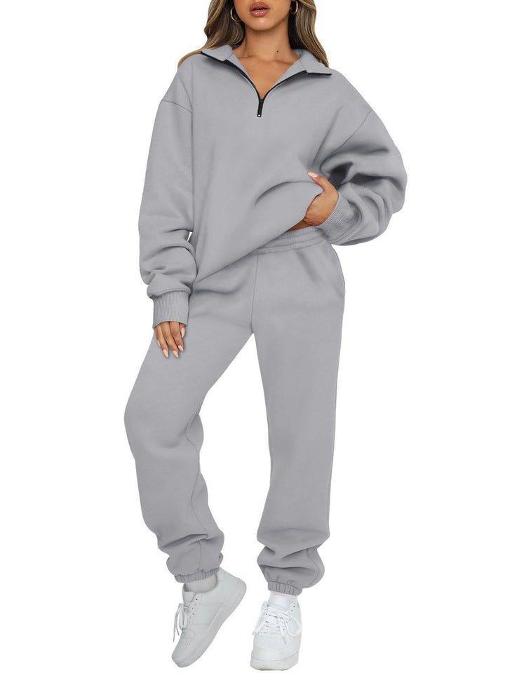 Women's half-zip loungewear set with oversized collar sweater and tapered joggers with elastic waistband Mune Fashion