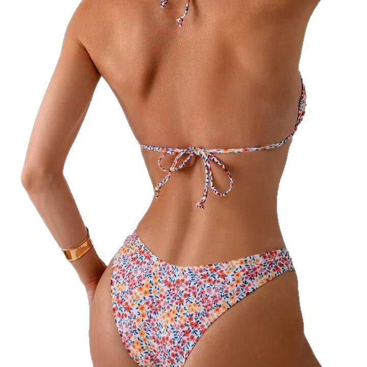 Ladies triangle bikini with floral pattern and adjustable straps Mune Fashion