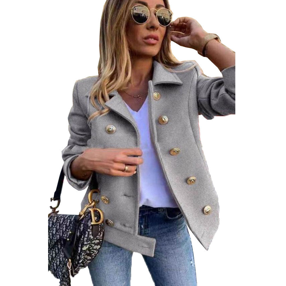 Women's short coat with double-breasted decorative buttons and tailored fit Mune Fashion