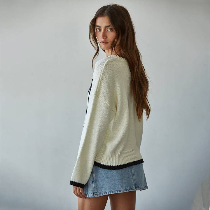 Women's chunky knit sweater with crew neck, contrast trim & oversized silhouette Mune Fashion