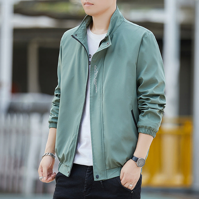 Men's lightweight water-repellent hooded jacket in urban minimal style with zipper Mune Fashion