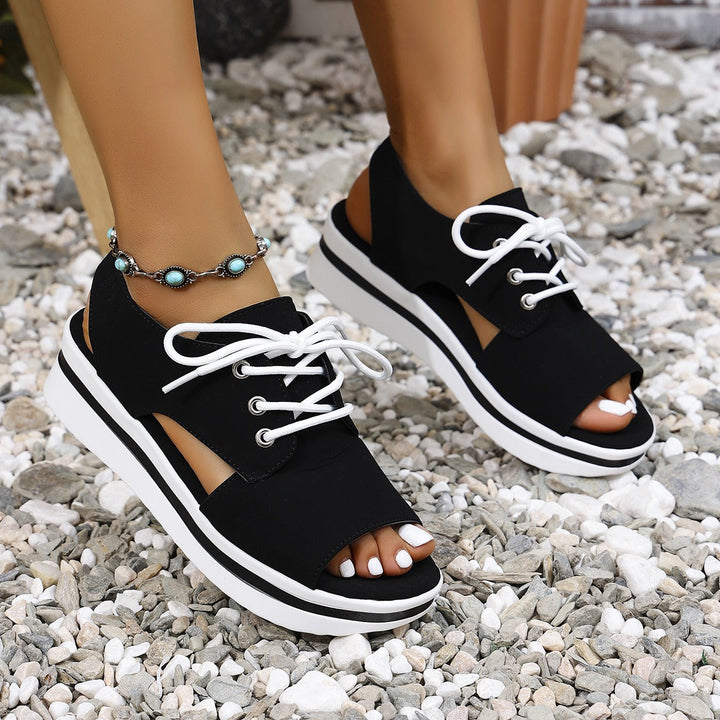 Women's sporty sneaker sandals with open toe area and fashionable upper material Mune Fashion