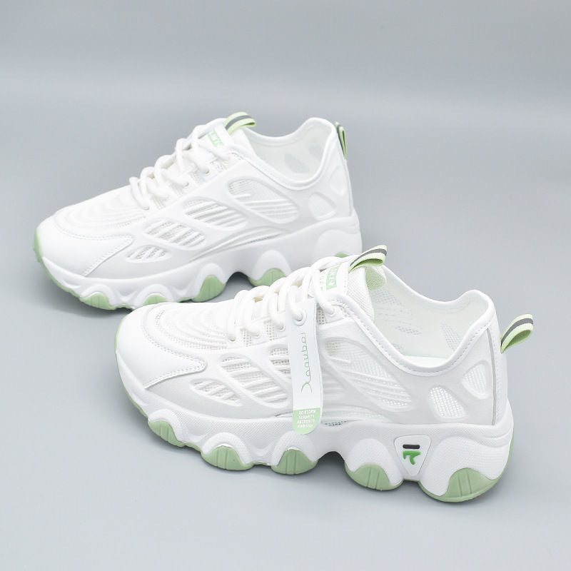 Women's sporty sneakers with breathable mesh structure and comfortable cushioning Mune Fashion