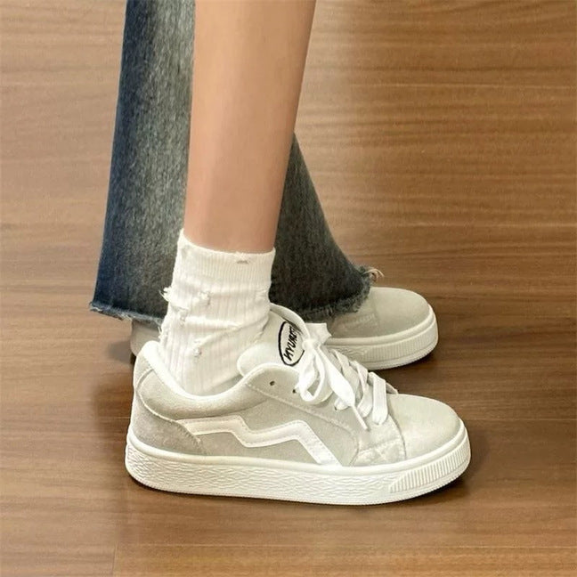 Women's fashionable sneakers with comfortable cushioning and breathable upper material Mune Fashion