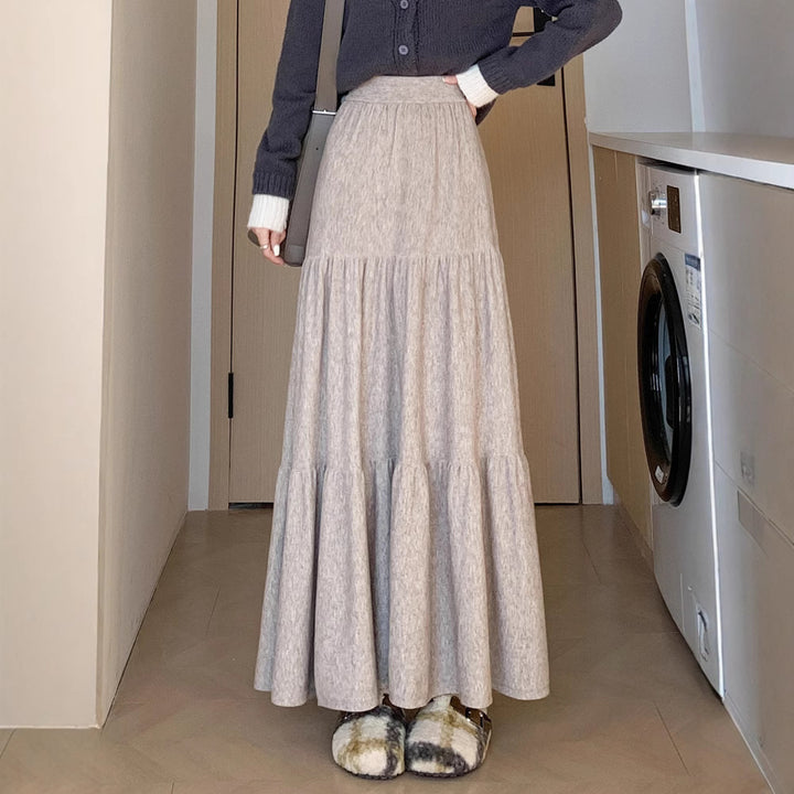 Ladies Long Tiered Skirt with Voluminous Hem Mune Fashion