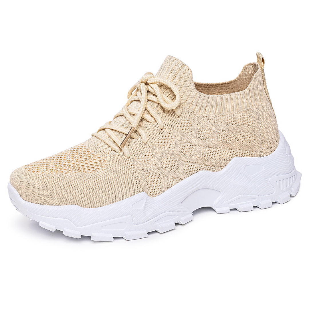 Ladies knitted platform comfort sneakers with sock-like shaft, elastic lacing and molded lightweight sole Mune Fashion