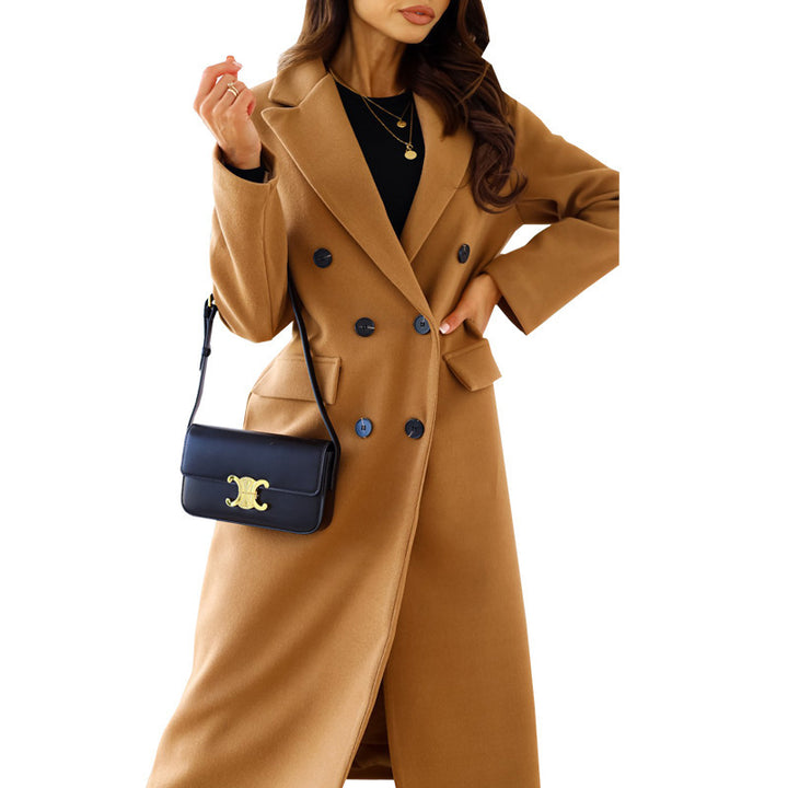 Women's double-breasted wool blend coat with fitted silhouette, notched collar and patch pockets Mune Fashion