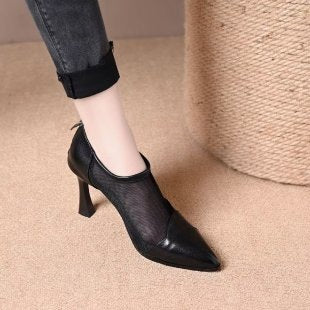 Women Elegant Pointed Pumps with Transparent Inserts Mune Fashion