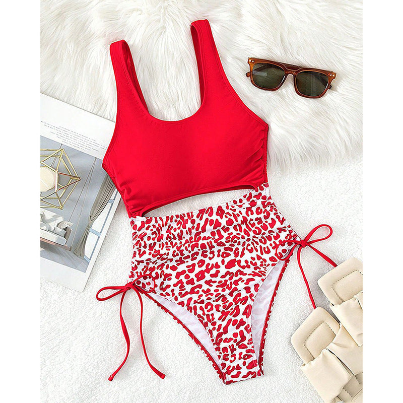 Women's Cut-Out Swimsuit with Fashionable Leopard Print Mune Fashion