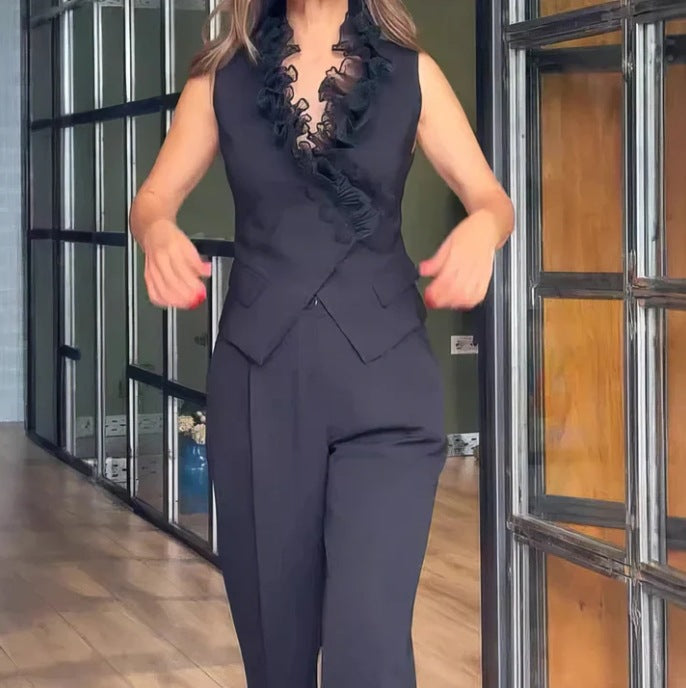 Women's sleeveless vest set with ruffled lace collar and high-cut pleated trousers in suit style Mune Fashion