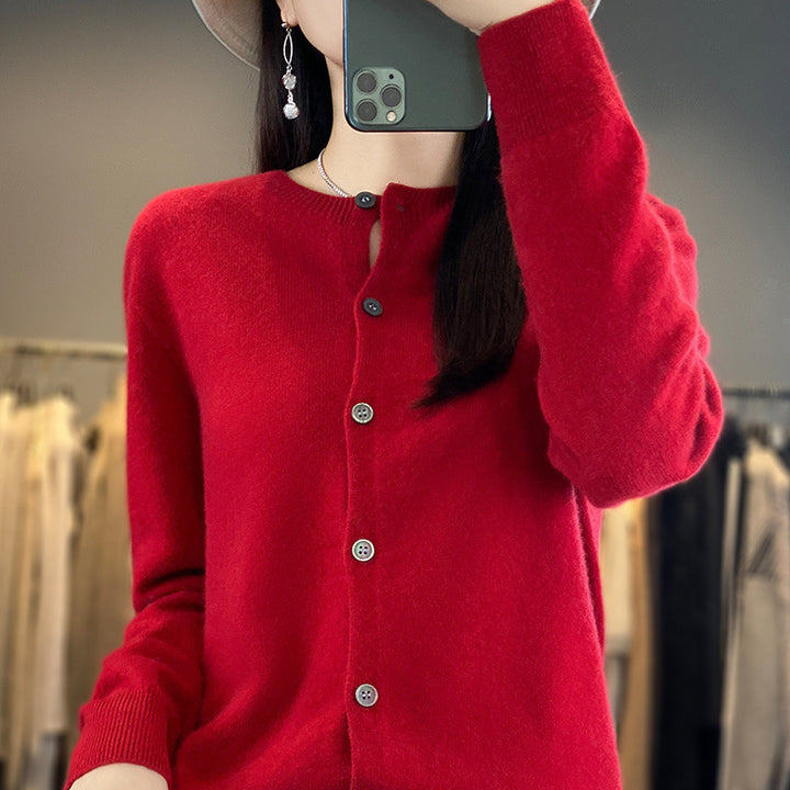 Women Lightweight Fine Knit Cardigan with Cashmere Look, Round Neckline and Hidden Button Placket Mune Fashion