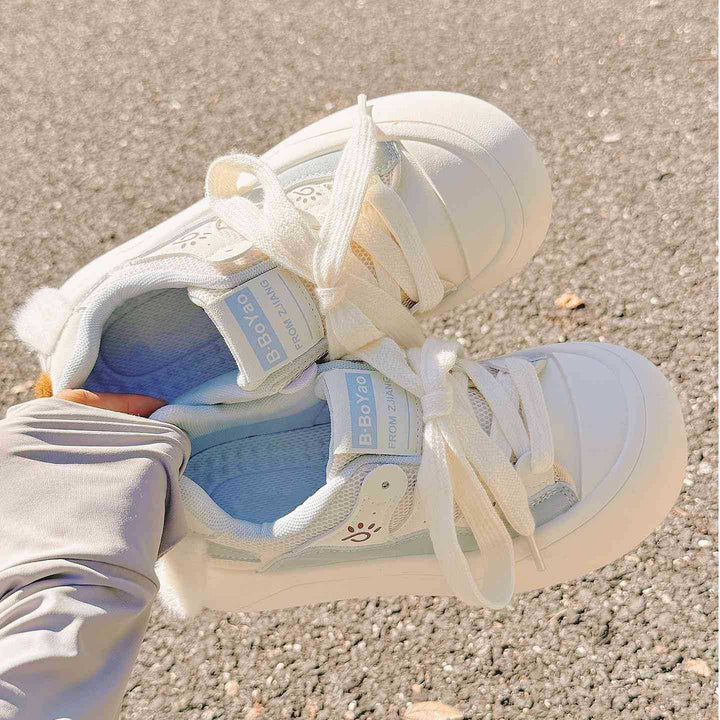 Women's sneaker with plush lining and flexible laces Mune Fashion