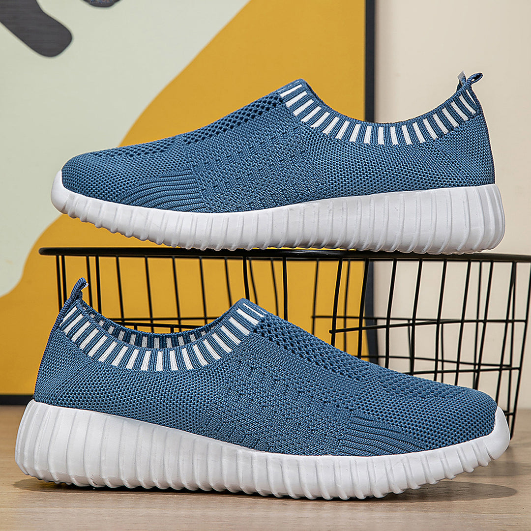 Women’s elastic slip-on comfort sneaker with three-dimensional knit structure and profiled lightweight sole Mune Fashion