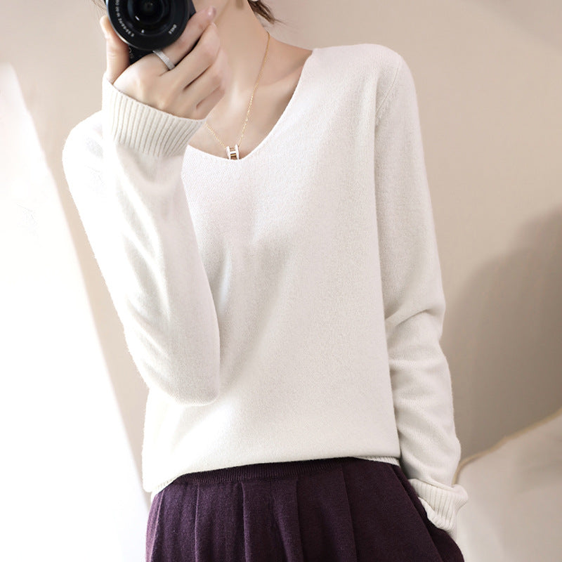 Ladies V-neck pullover in cashmere look with casual fit and ribbed cuffs Mune Fashion