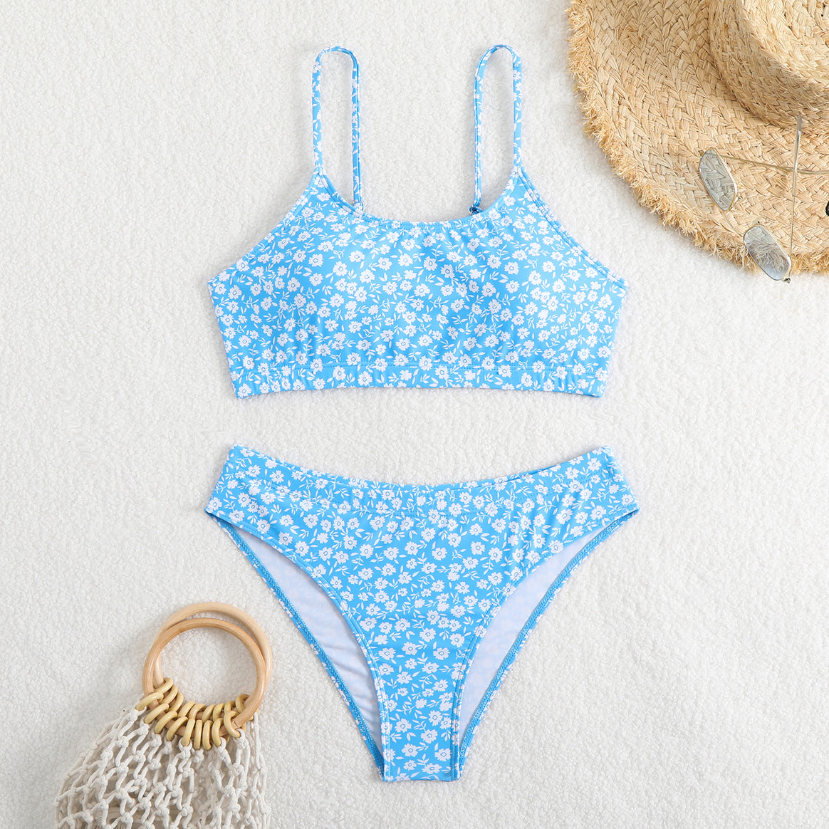 Women's bikini set with floral patterns and high waist Mune Fashion