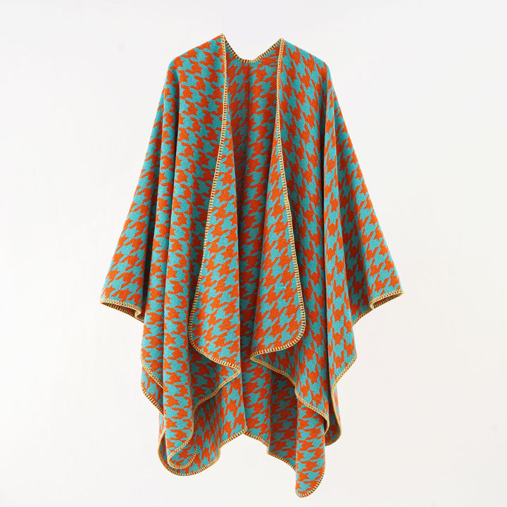 Women's knitted cape-style wrap with graphic houndstooth and decorative chain edge Mune Fashion