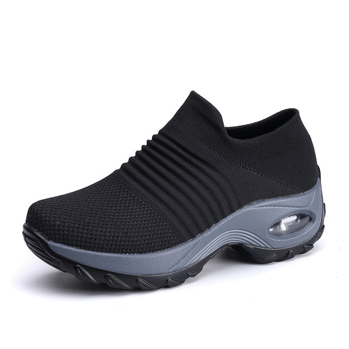 Women's knitted slip-on sports sneaker with air-cushioned midsole Mune Fashion