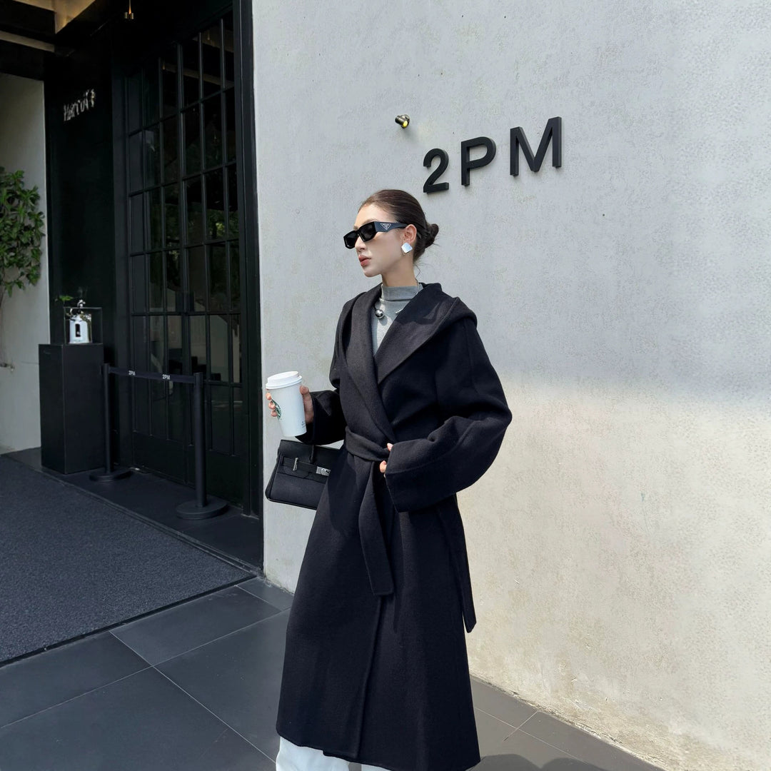 Women Oversize Wool Coat with Shawl Collar and Concealed Button Placket Mune Fashion