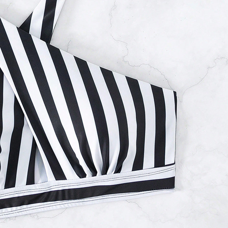 Ladies' sport bikini top with graceful knot and striped design Mune Fashion