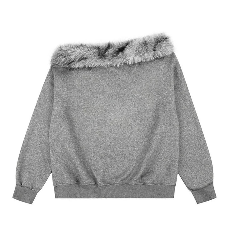 Women's Off-Shoulder Oversize Sweatshirt with cozy Faux-Fur Collar and distressed Star Print