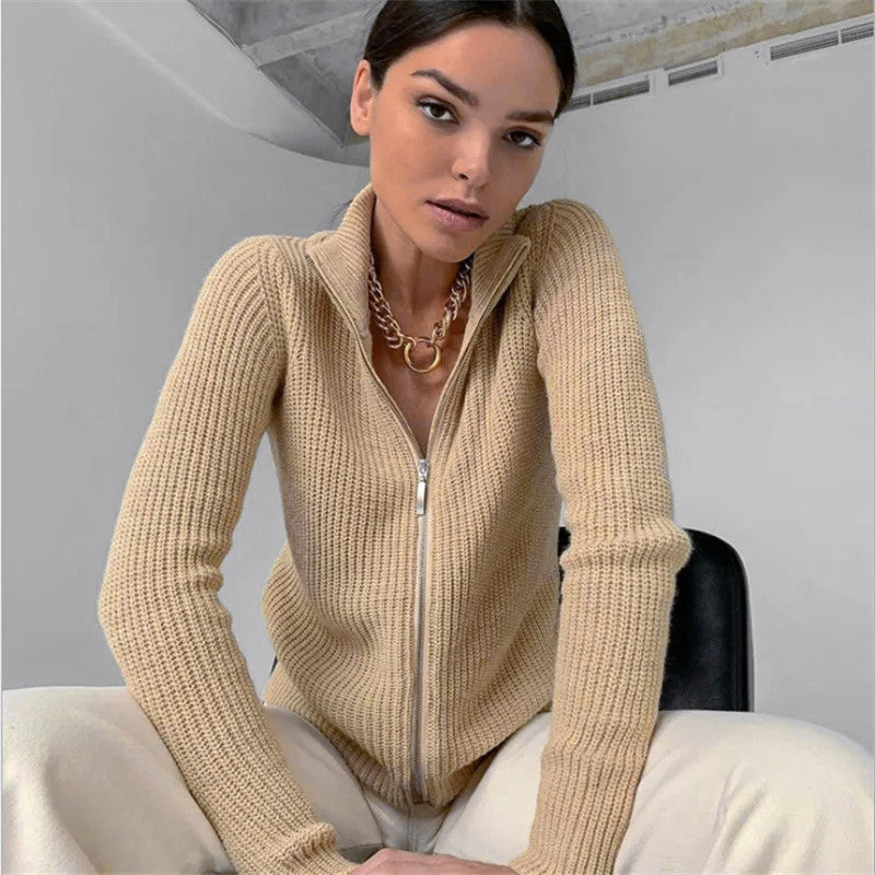 Women's Cardigan with High Collar and Innovative Zipper Mune