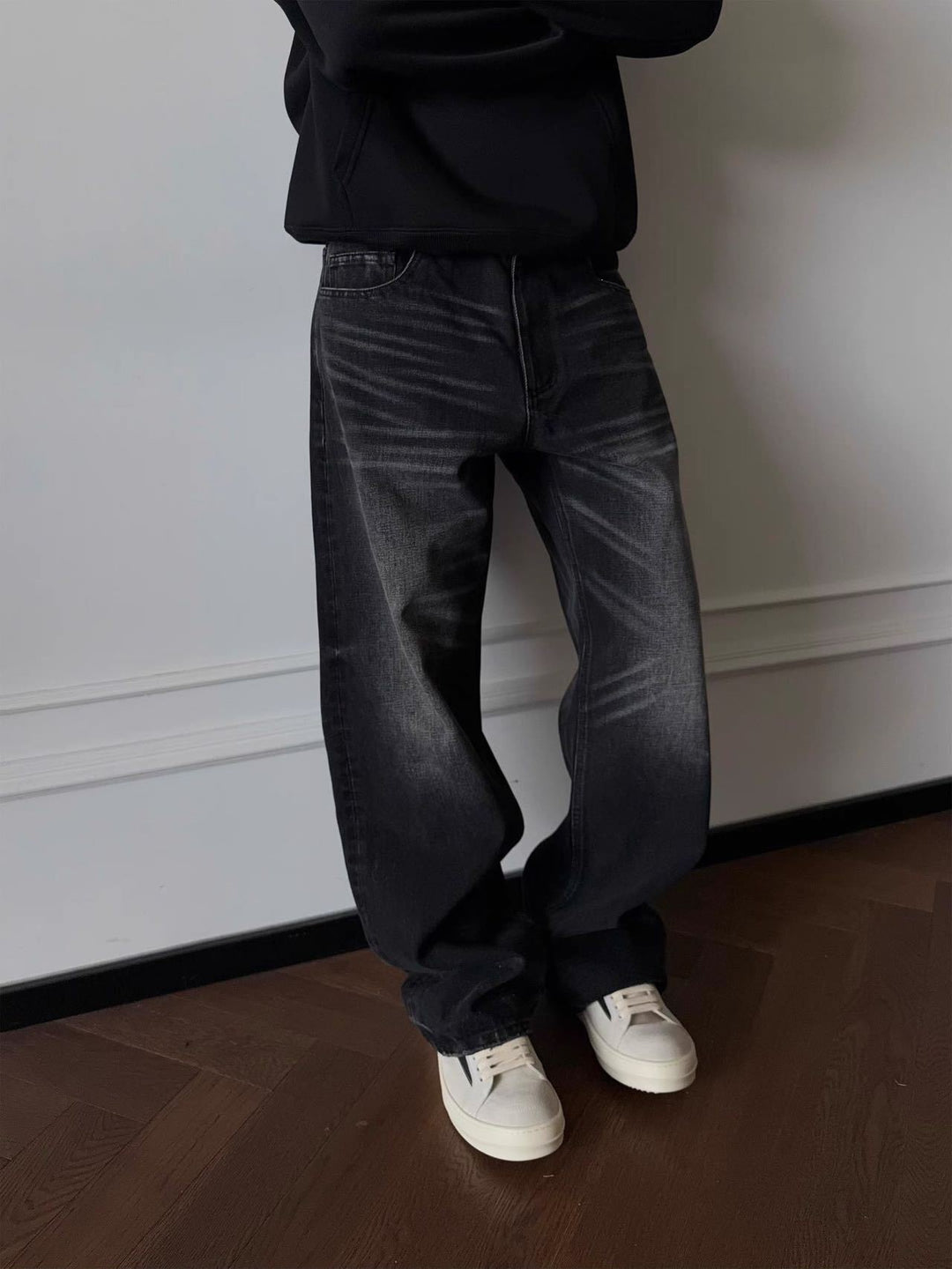 Men's Casual and Loose Denim Jeans Mune Fashion