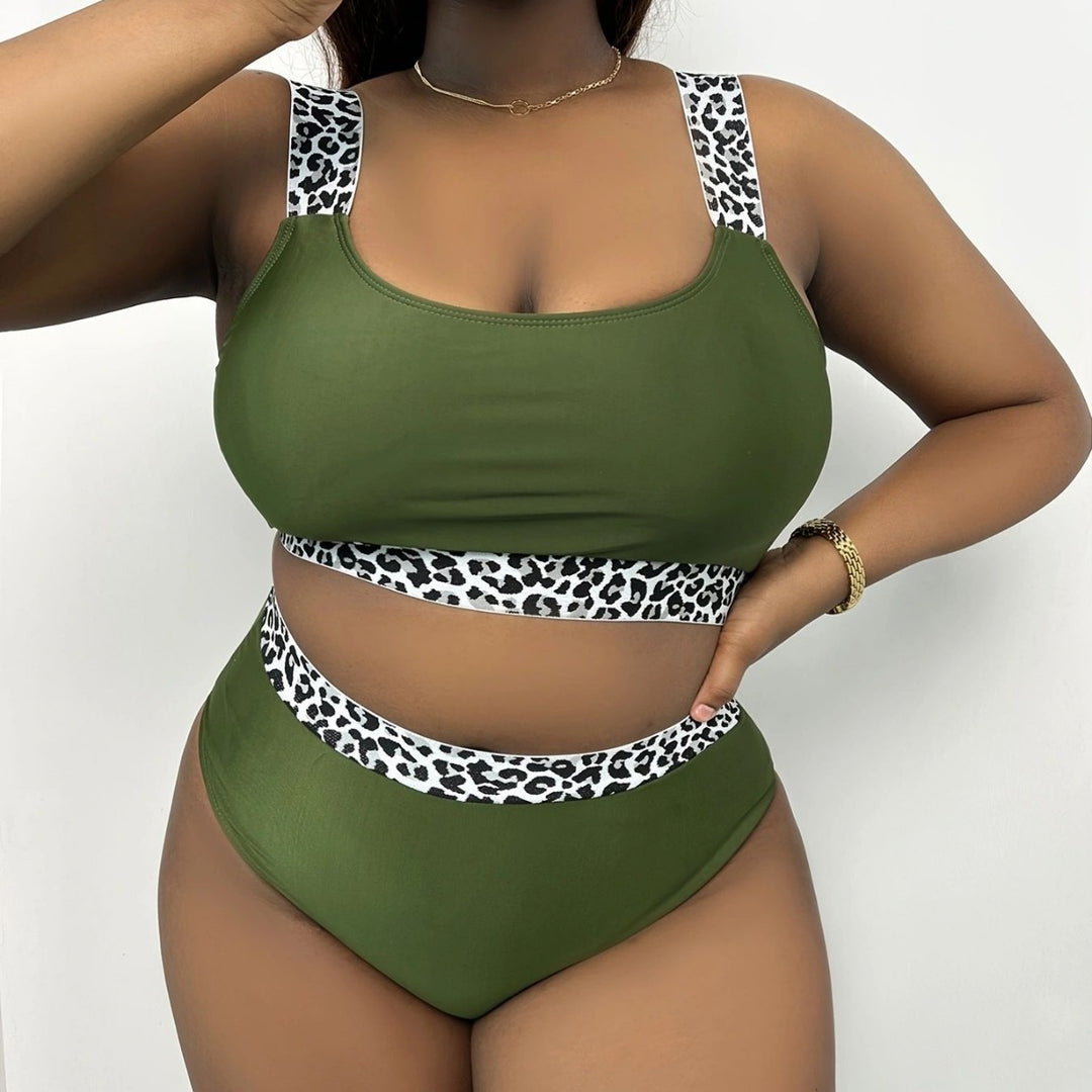 Women's High-Cut Bikini Set with Trendy Animal Print Mune Fashion