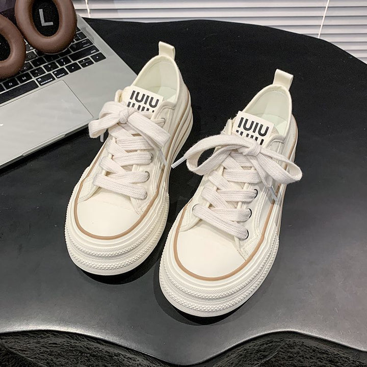 Women's Canvas Sneakers with Contrasting Details and Comfortable Laces Mune Fashion