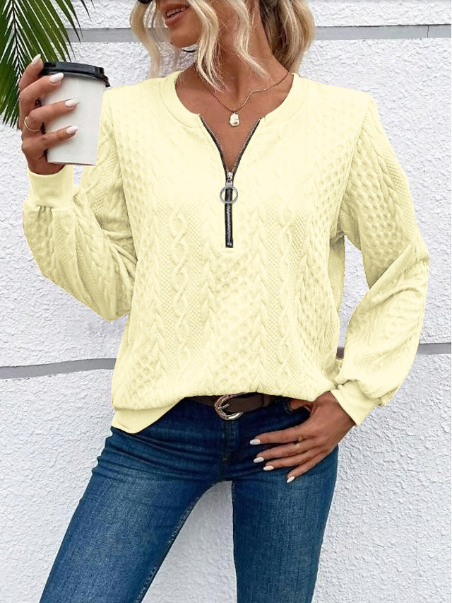 Women's coarsely structured knitted pullover with cable knit pattern, half zip and balloon sleeves Mune Fashion