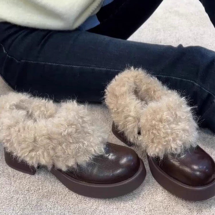 Ladies stylish and practical ankle boots with faux fur Mune Fashion