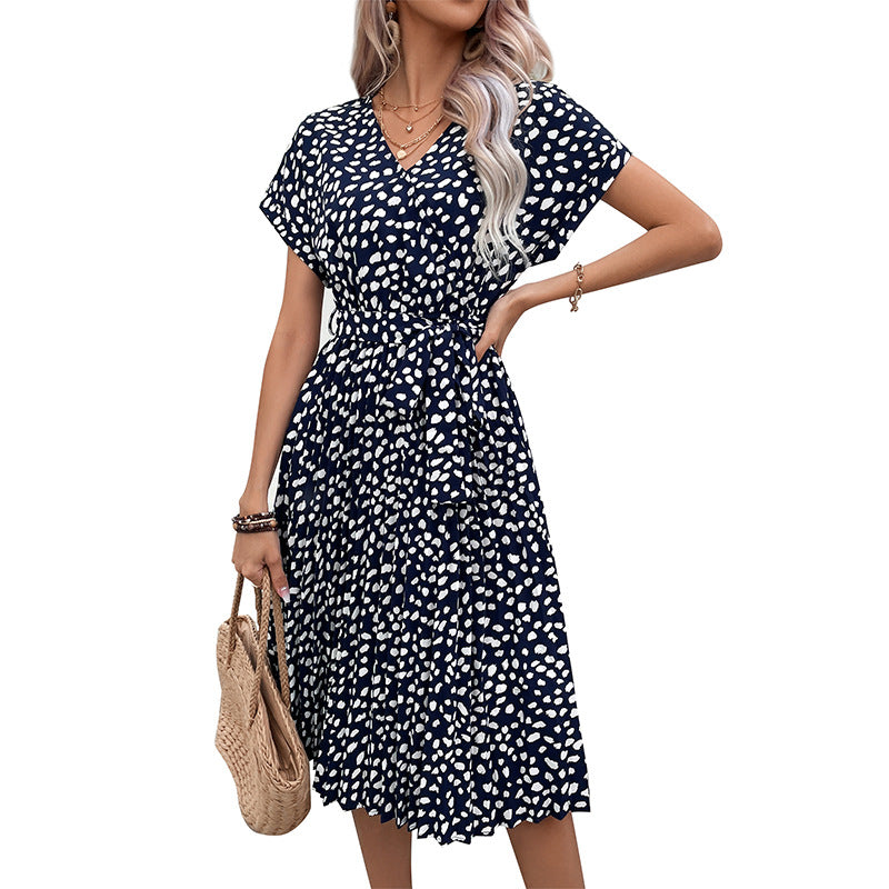 Women's wrinkle-free waist dress with V-neck, tie belt, and tiered ruffle skirt Mune Fashion